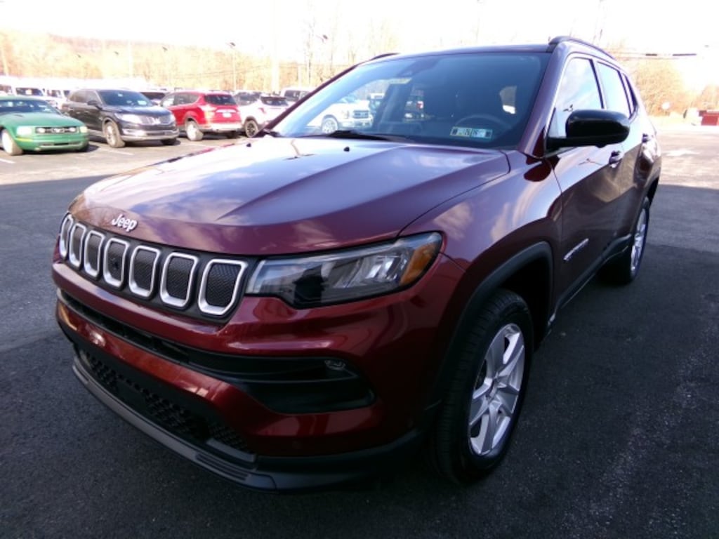 Used 2022 Jeep Compass Latitude 4WD SUV