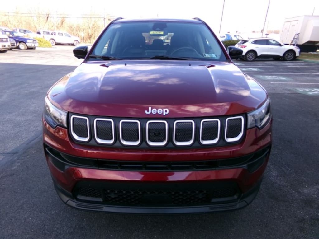 Used 2022 Jeep Compass Latitude 4WD SUV