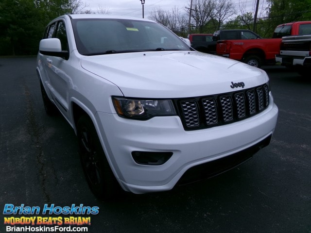 2017 Jeep Grand Cherokee Altitude 4WD's photo