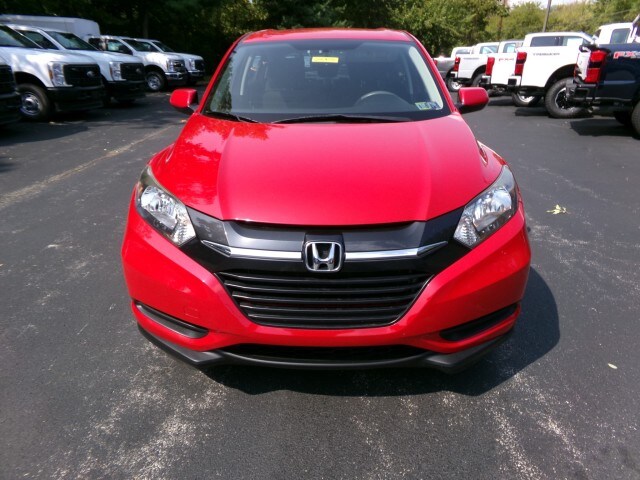 2018 Honda HR-V LX photo 3
