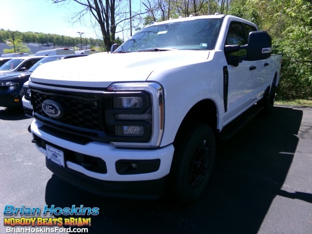2026 Ford F-350 XL 4x4 Crew Cab 6-3/4' Box SRW's photo