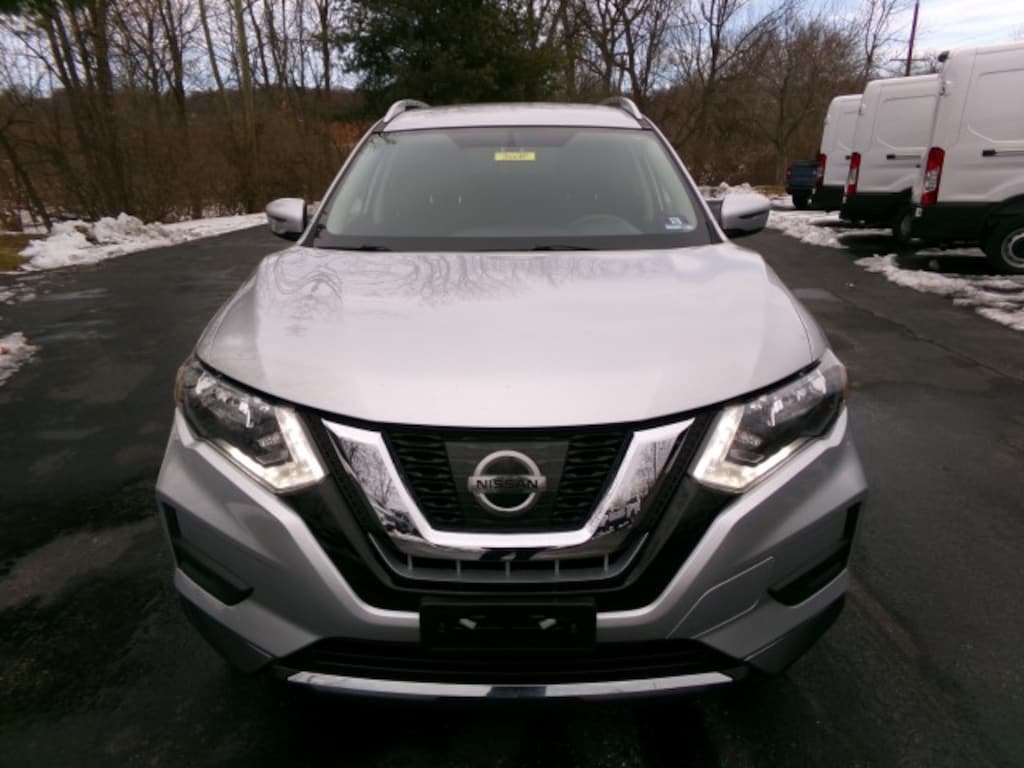 Used 2017 Nissan Rogue SV AWD SUV