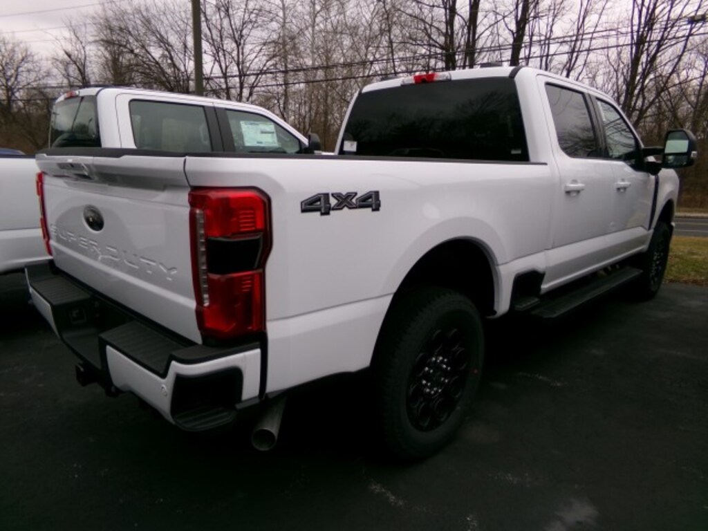 New 2026 Ford F-250 XLT CrewCab 4x4 Truck Crew Cab