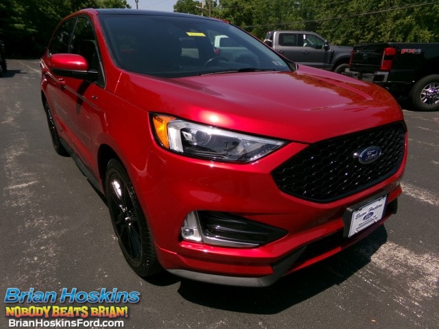 2023 Ford Edge ST-Line AWD's photo