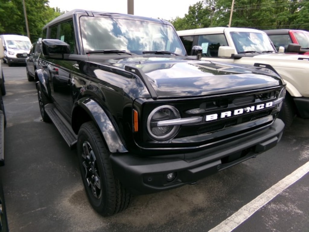 New 2026 Ford Bronco Outer Banks 4 Door 4x4 SUV