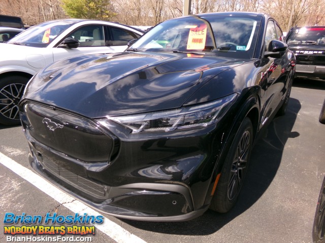 2026 Ford Mustang-Mach-e Premium's photo