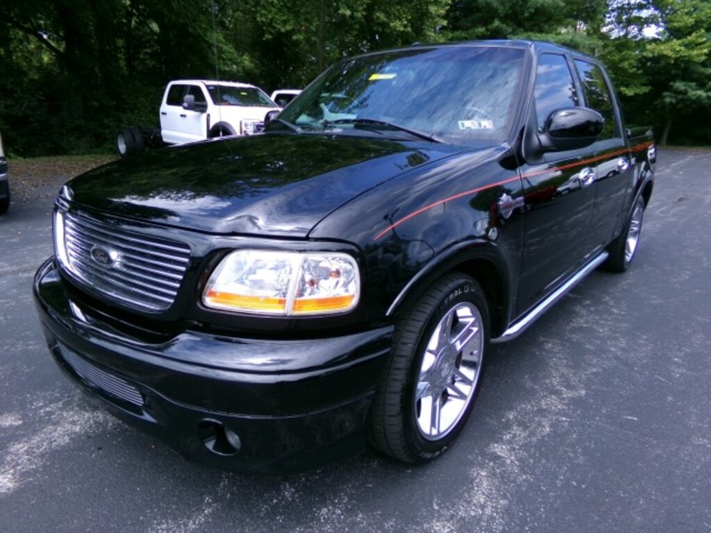 Used 2002 Ford F-150 Harley Davidson CrewCab 4x4 Pickup Truck
