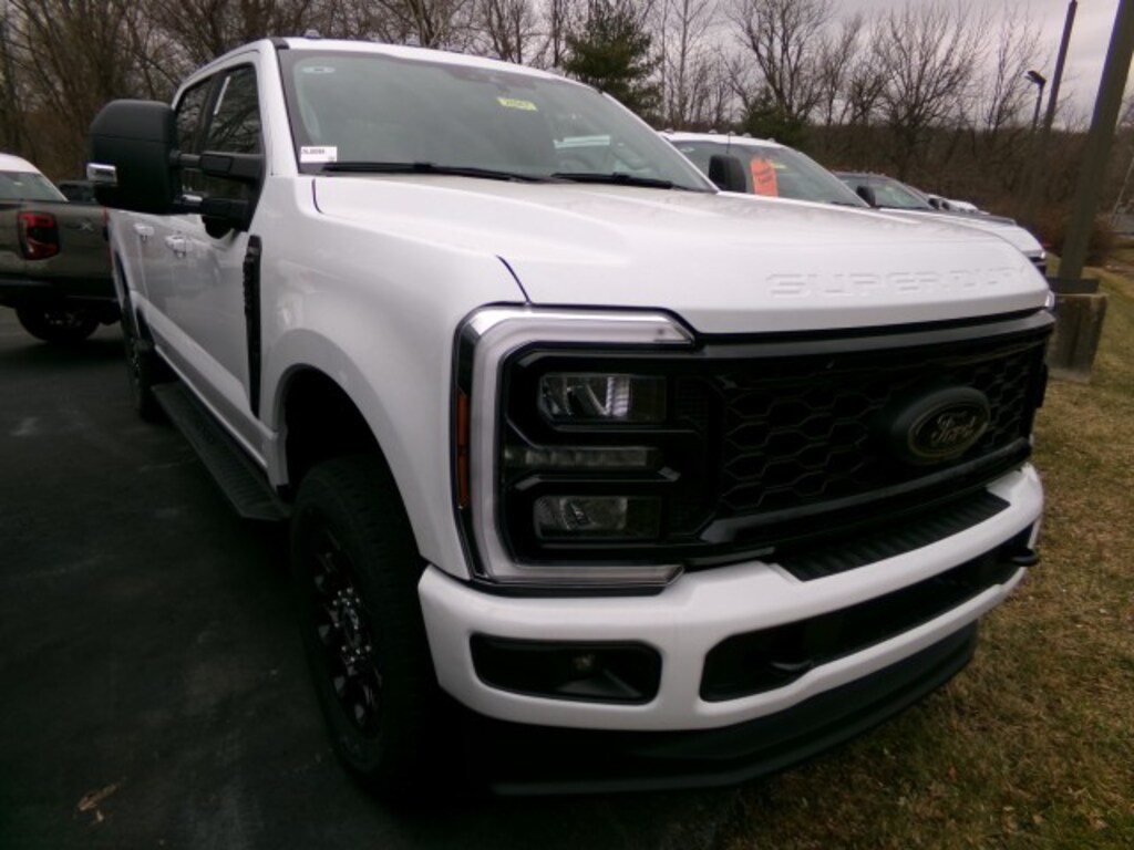 New 2026 Ford F-250 XLT CrewCab 4x4 Truck Crew Cab