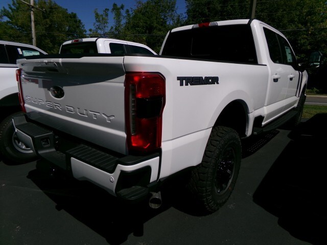 2026 Ford F-250 Lariat Tremor photo 3