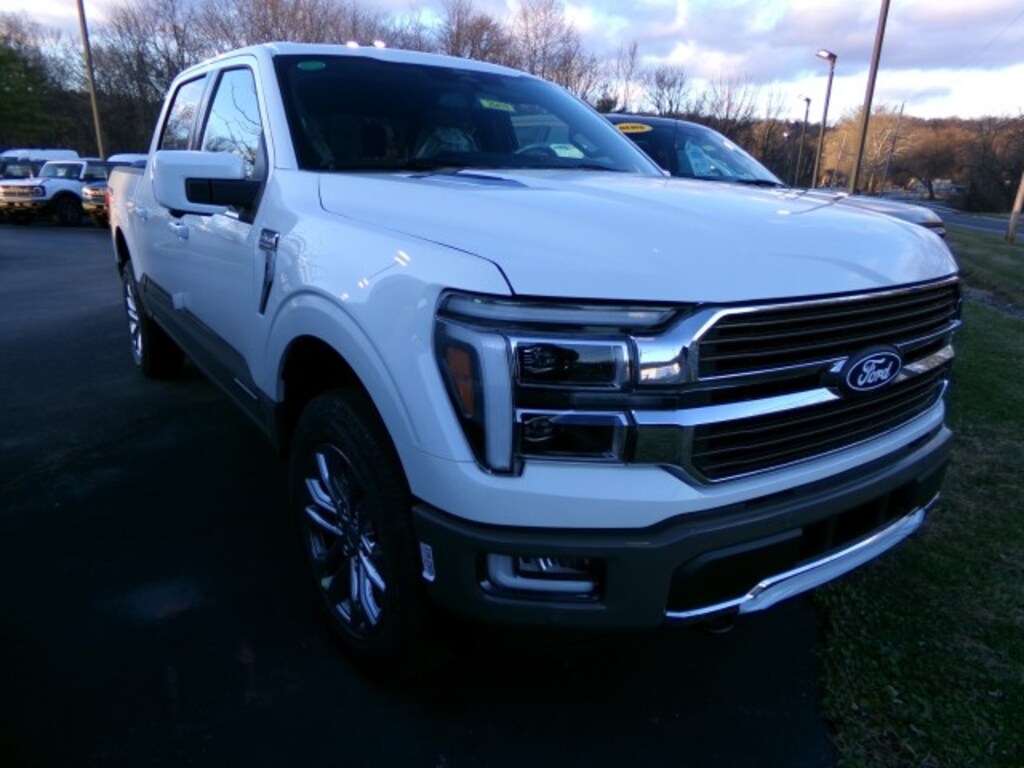 New 2025 Ford F-150 King Ranch CrewCab 4x4 Truck SuperCrew Cab