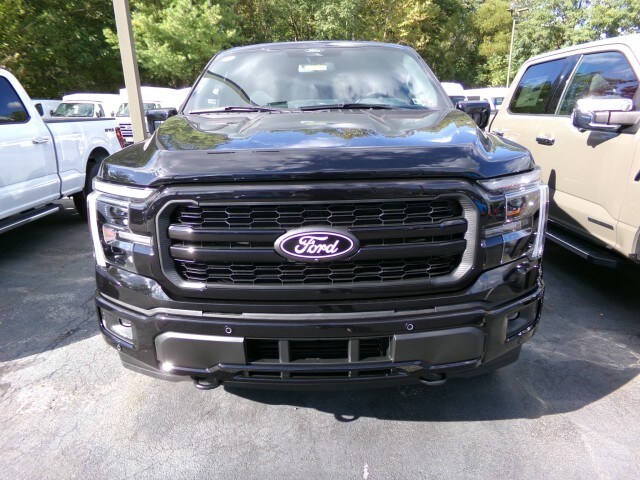 2025 Ford F-150 Lariat photo 2