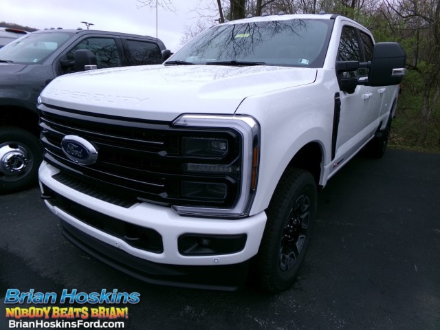 2026 Ford F-350 Platinum 4x4 Crew Cab 8' Box SRW's photo