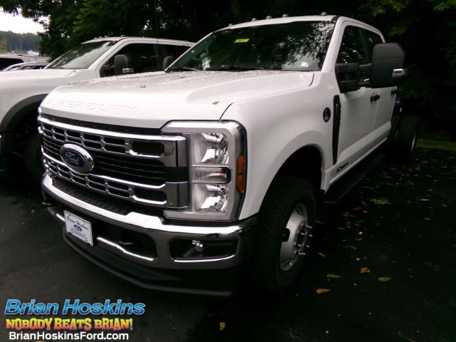 2026 Ford F-350 Chassis Cab XL CrewCab 4x4 Truck Crew Cab