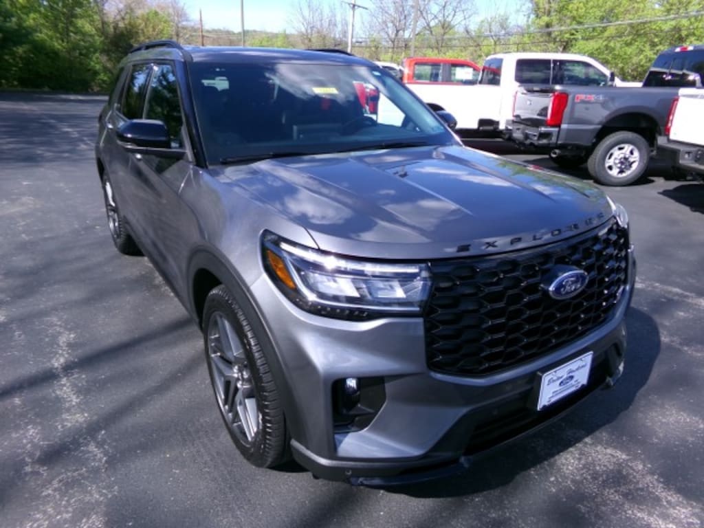Used 2025 Ford Explorer ST 4WD SUV