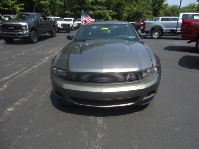 Used 2011 Ford Mustang V6 Premium with VIN 1ZVBP8AM5B5159958 for sale in Coatesville, PA