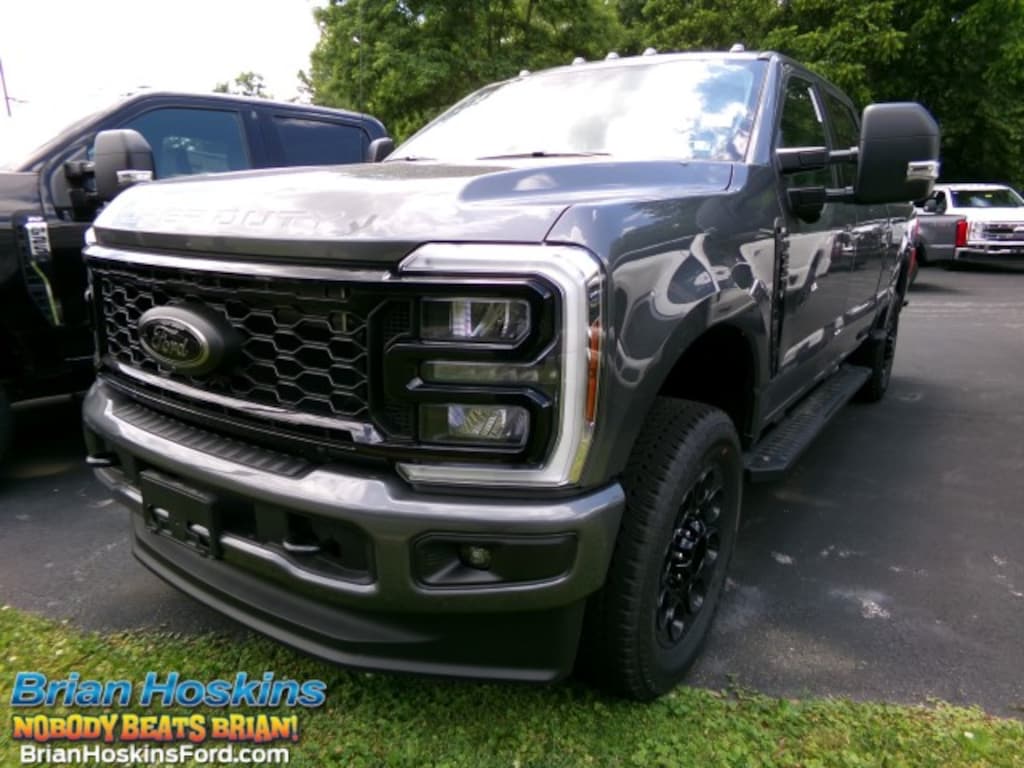 New 2026 Ford F-250 XLT CrewCab 4x4 Truck Crew Cab