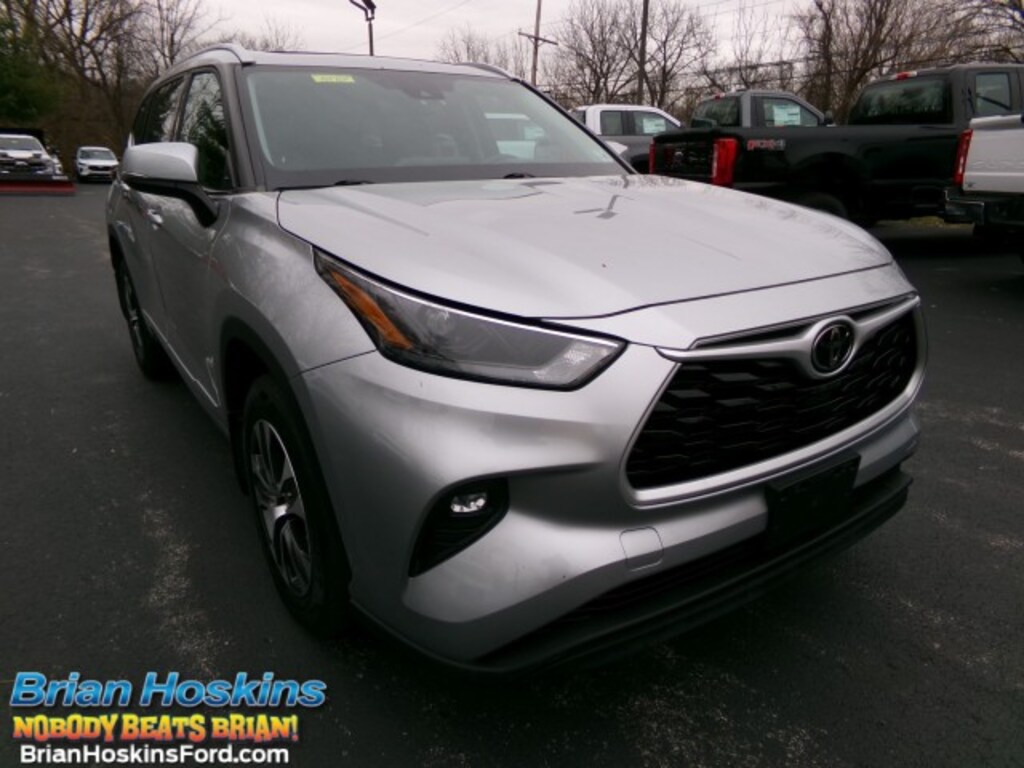 Used 2022 Toyota Highlander XLE AWD SUV