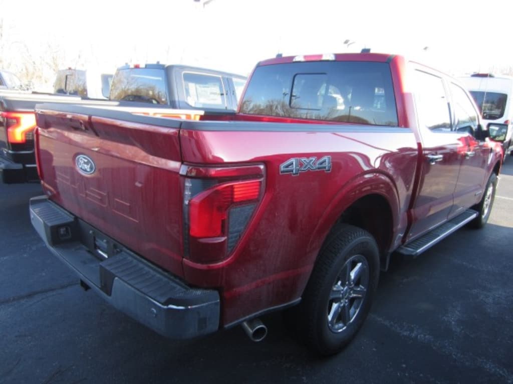 New 2025 Ford F-150 XLT CrewCab 4x4 DEMONSTRATOR Truck SuperCrew Cab