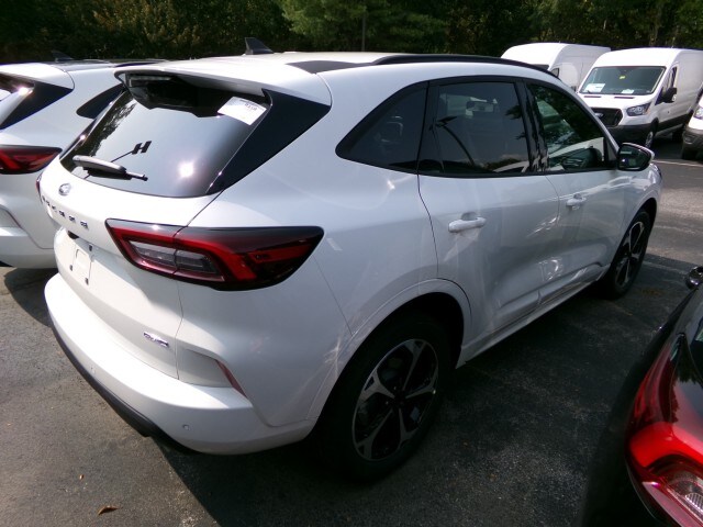 2025 Ford Escape ST-Line Elite photo 4