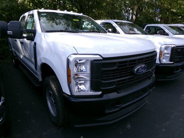 2026 Ford F-350 XL photo 3