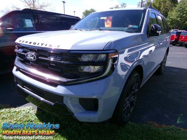 2027 Ford Expedition Platinum 4x4 SUV