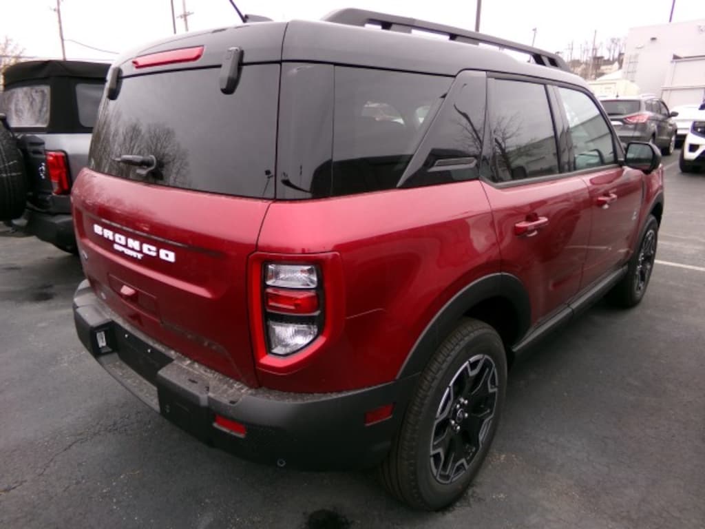 New 2025 Ford Bronco Sport Outer Banks 4x4 SUV