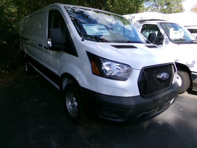 2025 Ford Transit Cargo Van photo 3
