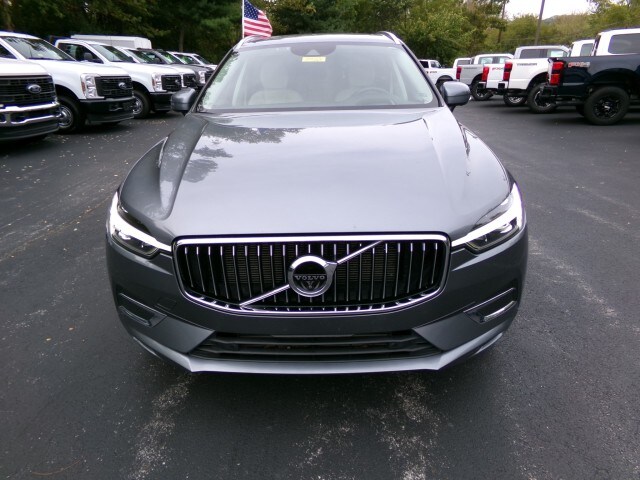 2021 Volvo XC60 Inscription photo 3