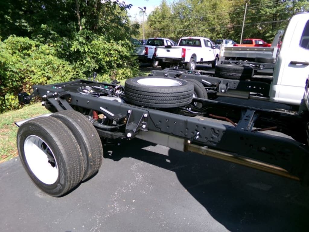 New 2026 Ford F-450 Chassis Cab XL CrewCab 4x4 Truck Crew Cab