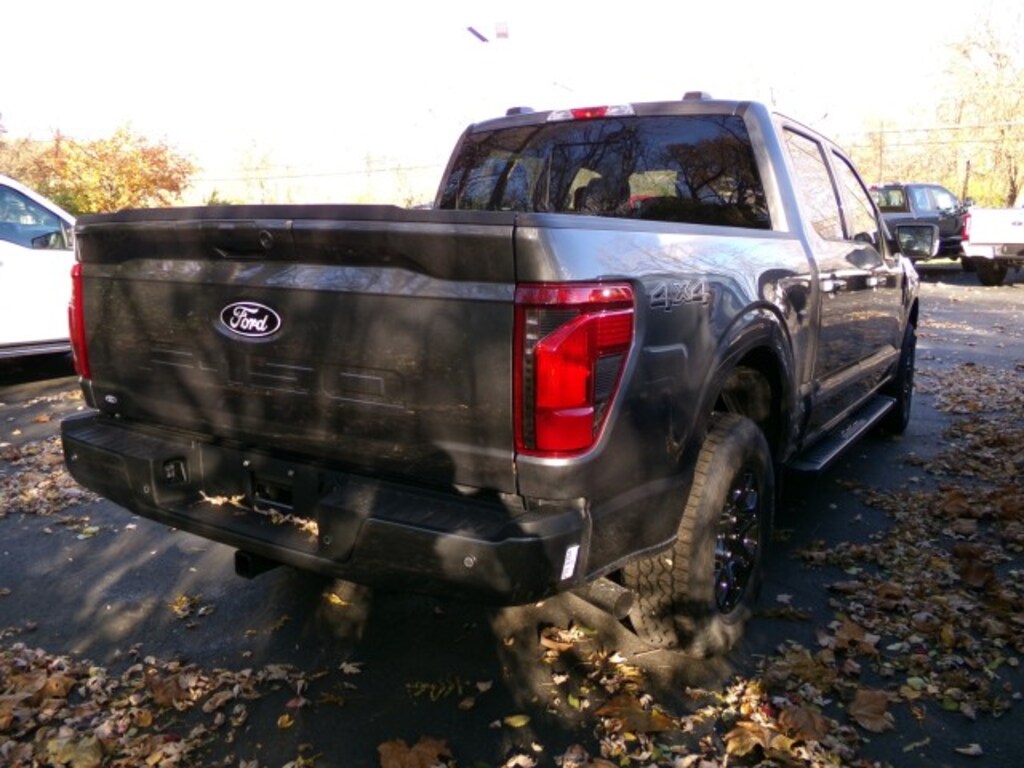 New 2025 Ford F-150 XLT CrewCab 4x4 Truck SuperCrew Cab