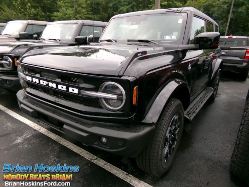 New 2026 Ford Bronco Outer Banks SUV
