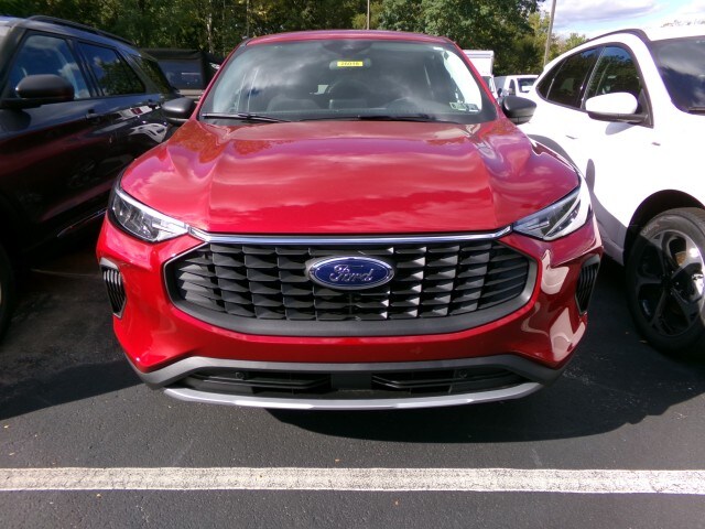 2026 Ford Escape Active photo 2