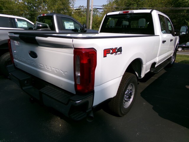 2026 Ford F-250 XL photo 4