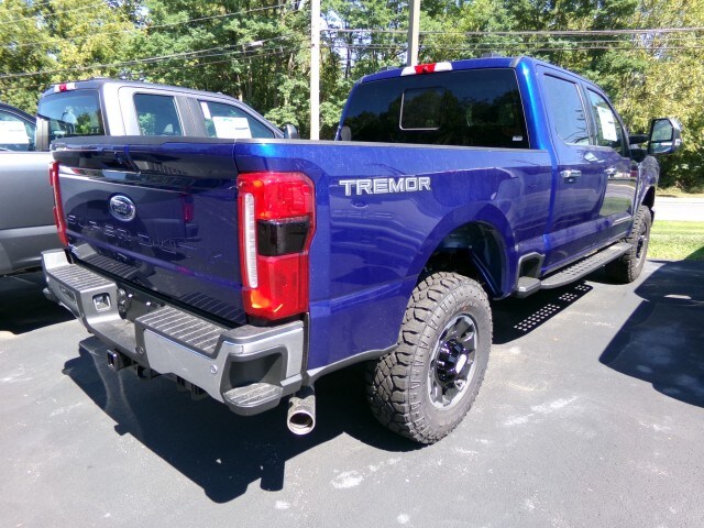 2026 Ford F-250 Lariat Tremor photo 4