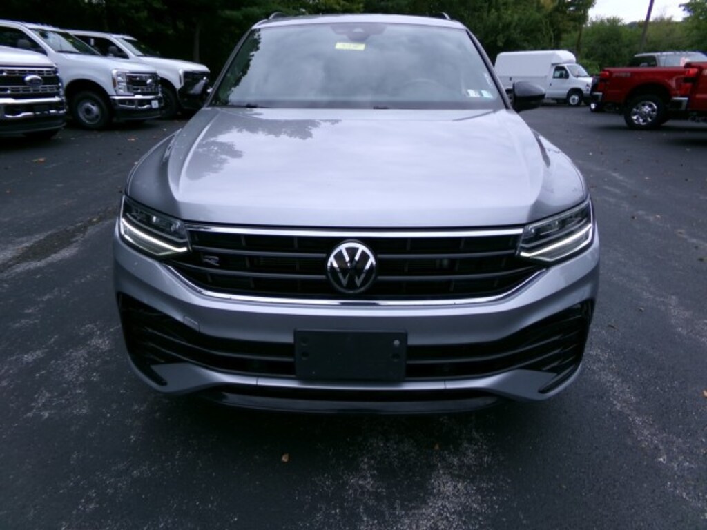 Used 2022 Volkswagen Tiguan SE R-Line Black AWD SUV