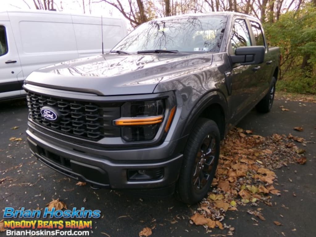 New 2025 Ford F-150 STX CrewCab 4x4 DEMONSTRATOR Truck SuperCrew Cab