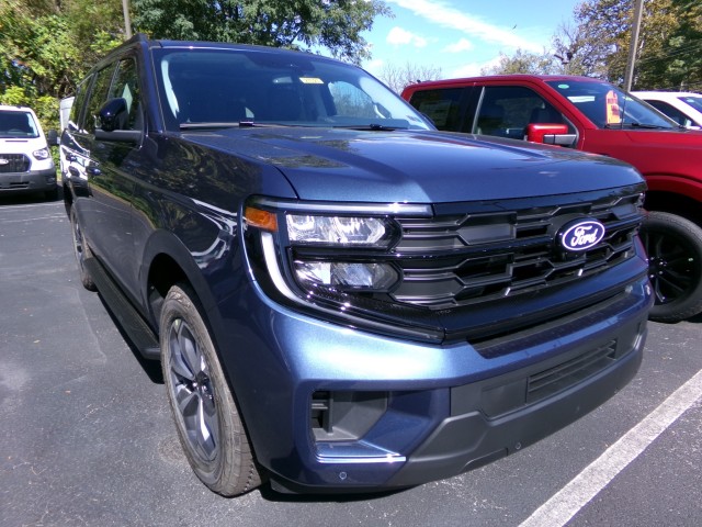 New 2027 Ford Expedition Active 4x4 SUV