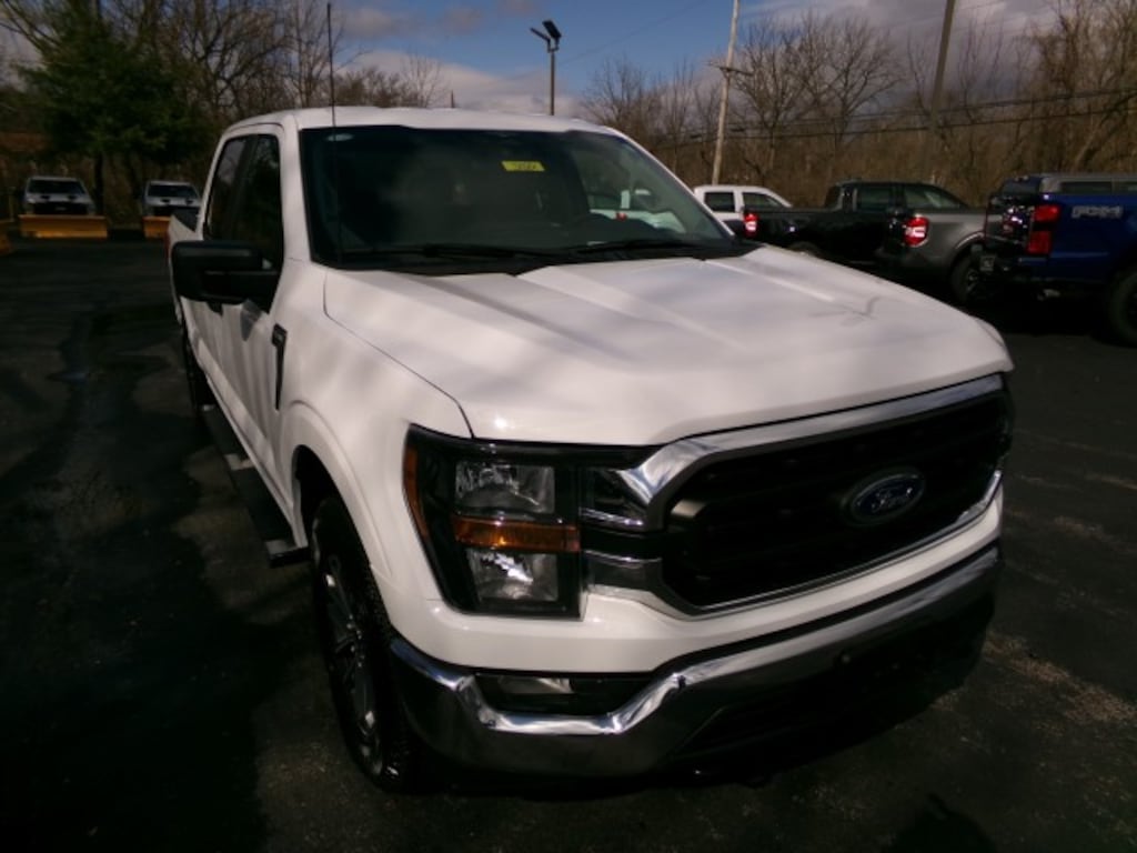 Used 2023 Ford F-150 XLT CrewCab 4x4 Pickup Truck