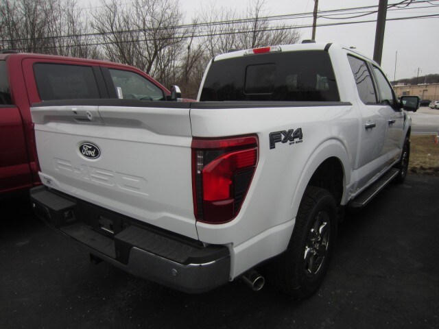 2025 Ford F-150 XLT photo 3