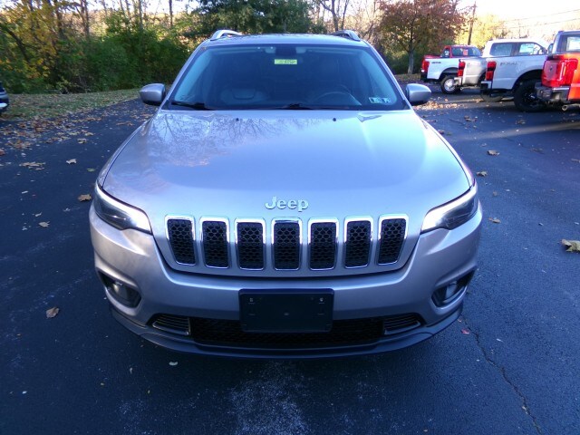 2019 Jeep Cherokee Altitude photo 2