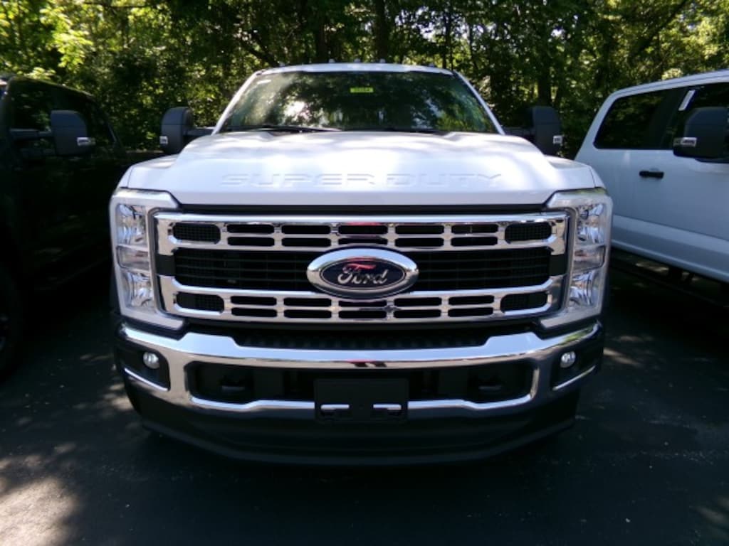 New 2026 Ford F-450 Chassis Cab XL CrewCab 4x4 Truck Crew Cab