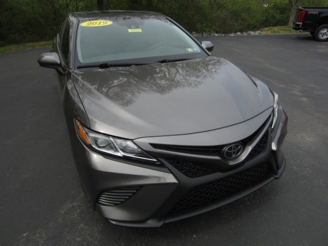 Used 2019 Toyota Camry SE with VIN 4T1B11HK5KU788119 for sale in Coatesville, PA