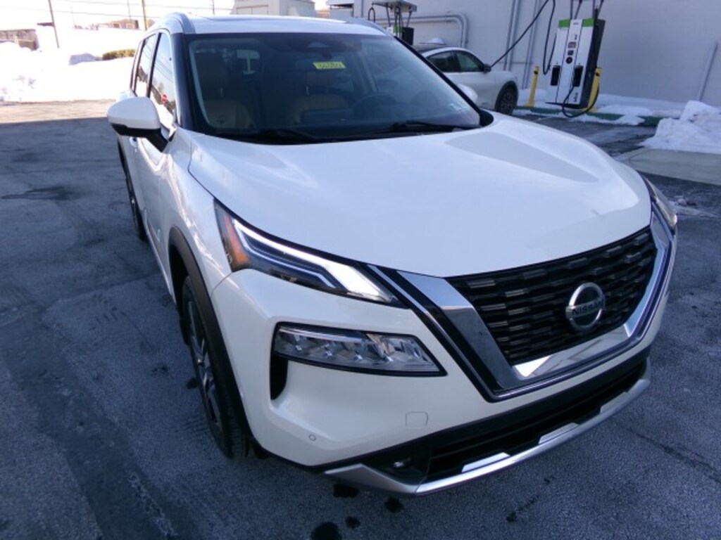 Used 2021 Nissan Rogue Platinum AWD SUV