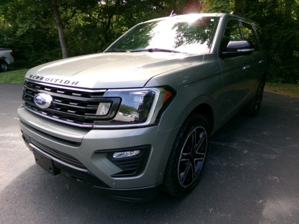 Used 2019 Ford Expedition Limited Stealth 4WD SUV