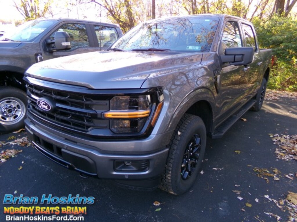 New 2025 Ford F-150 XLT CrewCab 4x4 Truck SuperCrew Cab