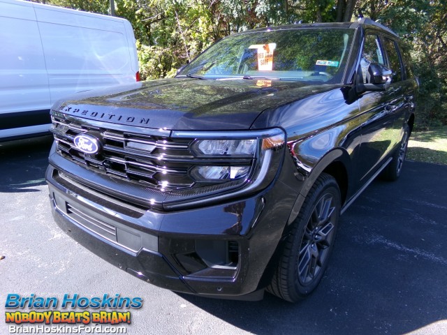 2027 Ford Expedition Platinum 4x4 SUV
