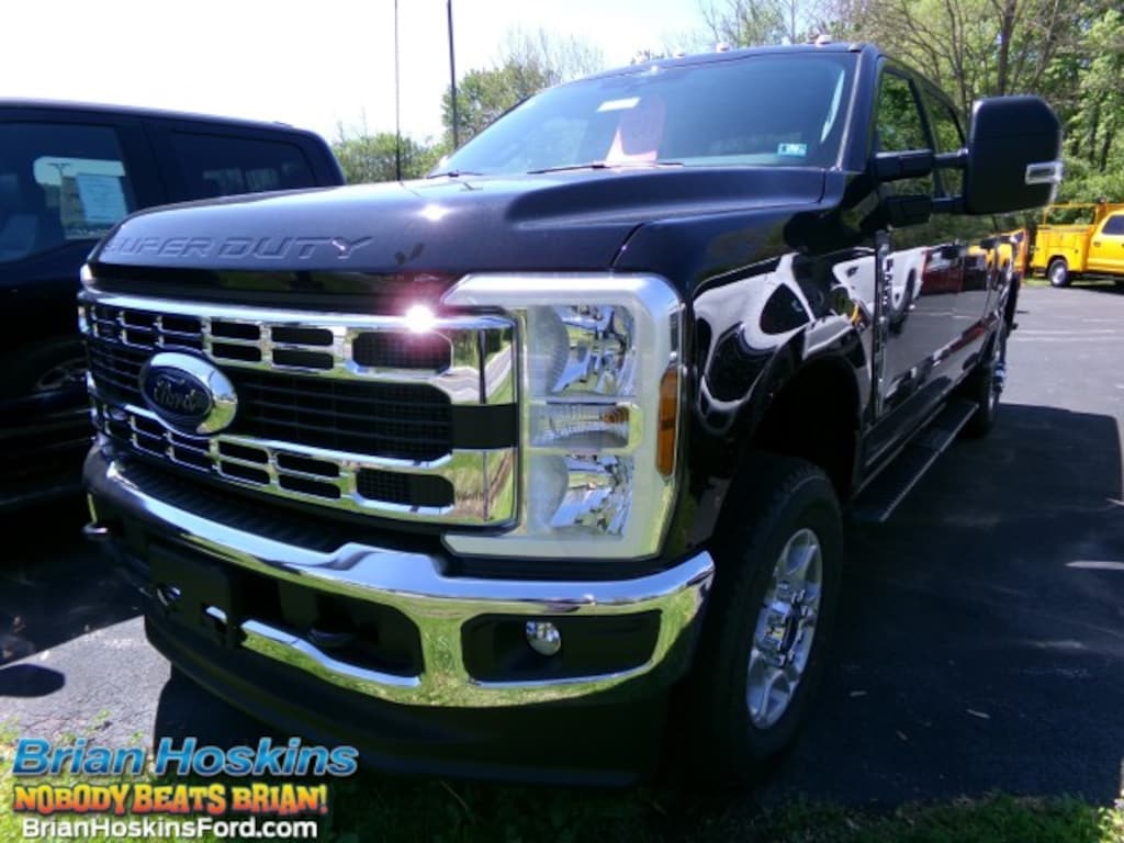 New 2026 Ford F-250 XLT CrewCab 4x4 Truck Crew Cab