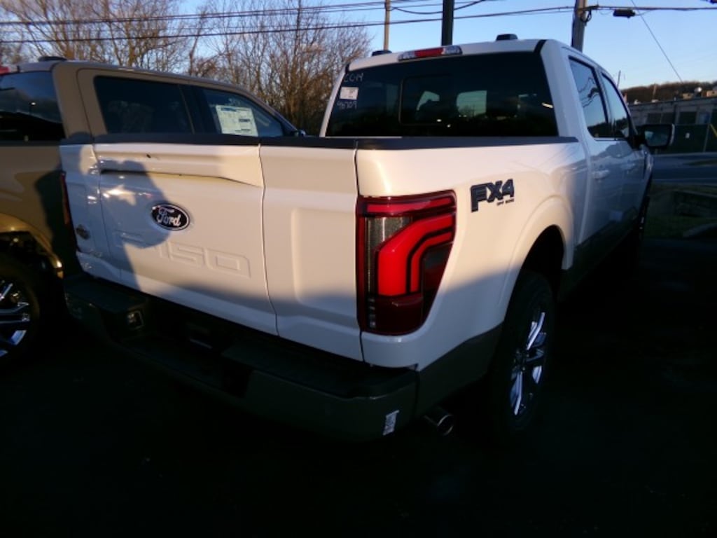 New 2025 Ford F-150 King Ranch CrewCab 4x4 Truck SuperCrew Cab