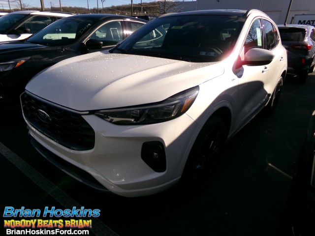 2026 Ford Escape ST-Line Elite's photo