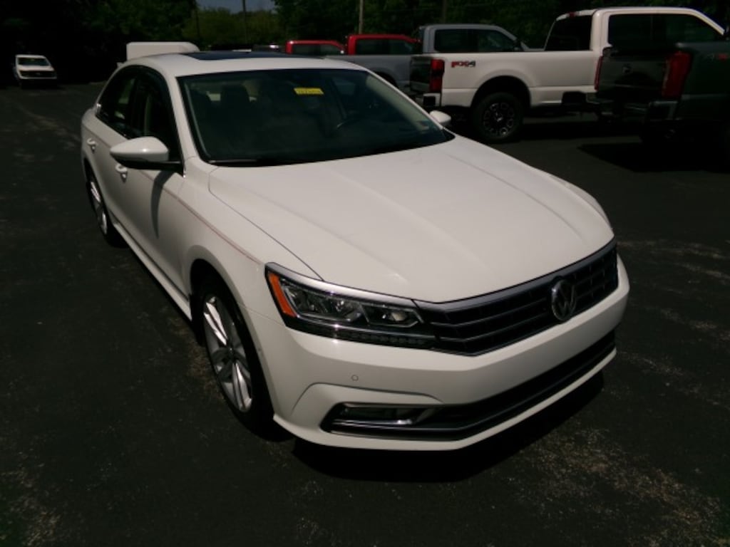 Used 2017 Volkswagen Passat 1.8T SEL Premium Sedan